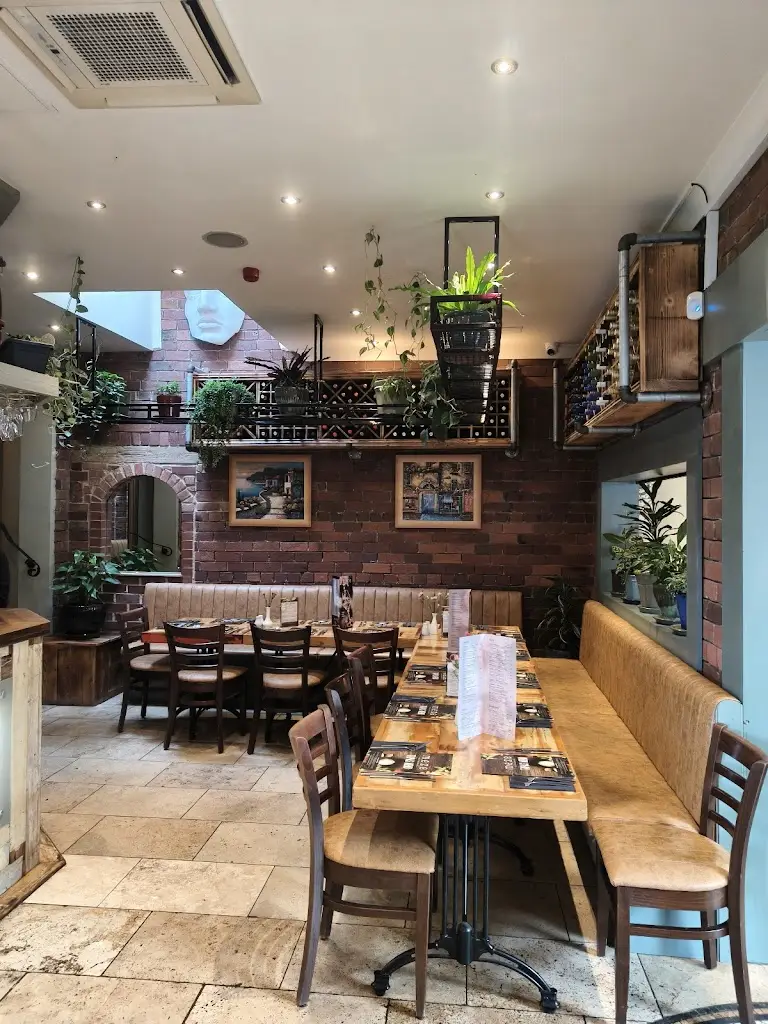 Meze_Brighouse_slider_image_2