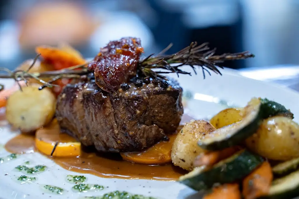 3Vesuvio's Italian Restaurant_Brighouse_slider_image_2