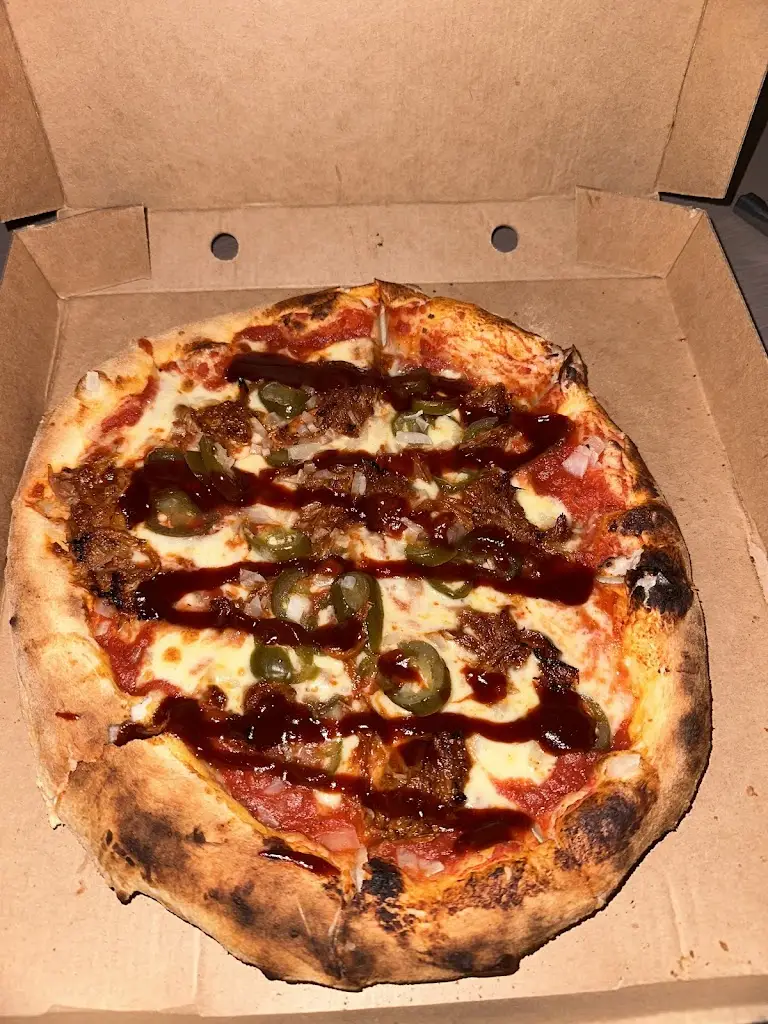 Callum Lee_Dough Brighouse_Brighouse_recensione