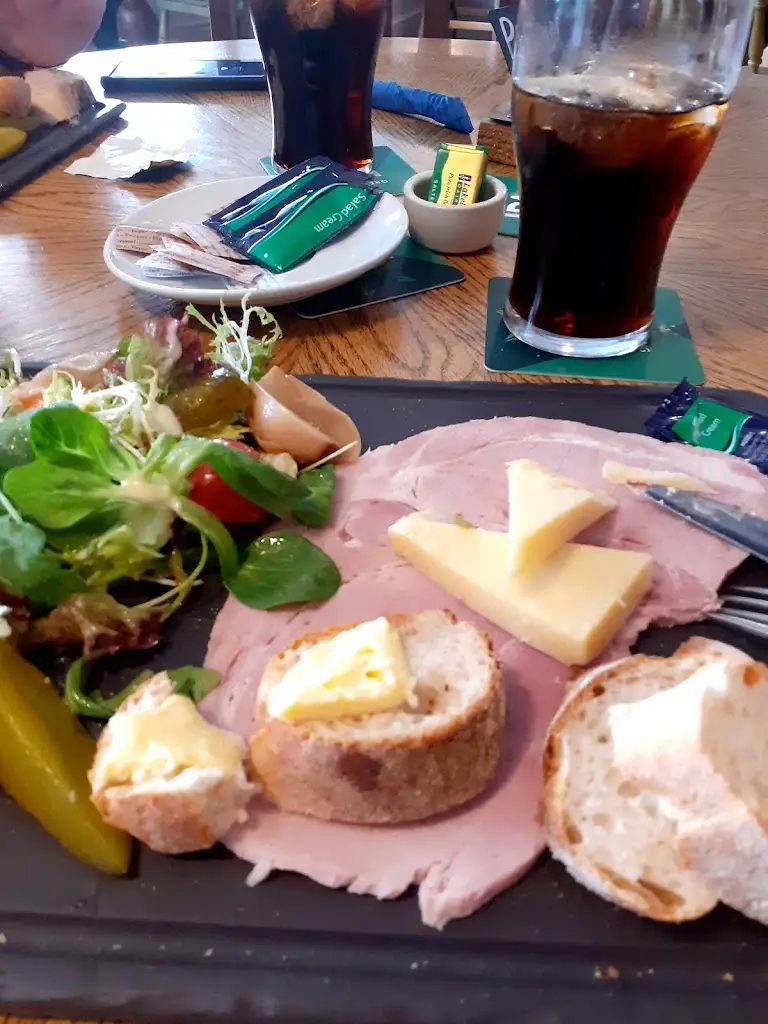 Menu_Yachtsmans Arms Brightlingsea_Brightlingsea_image_8