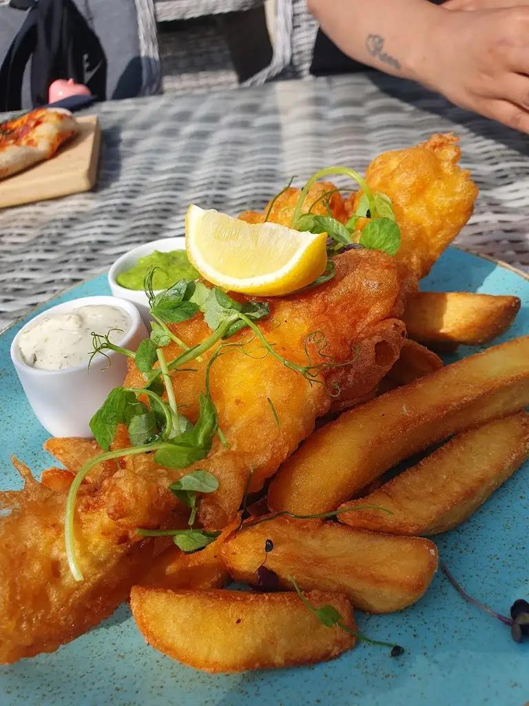 Menu_No 1 Harbour Square. eat.drink.relax_Brightlingsea_image_5