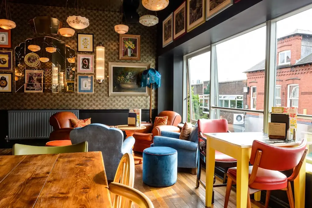 Metro Lounge_Amersham on the Hill_slider_image_1