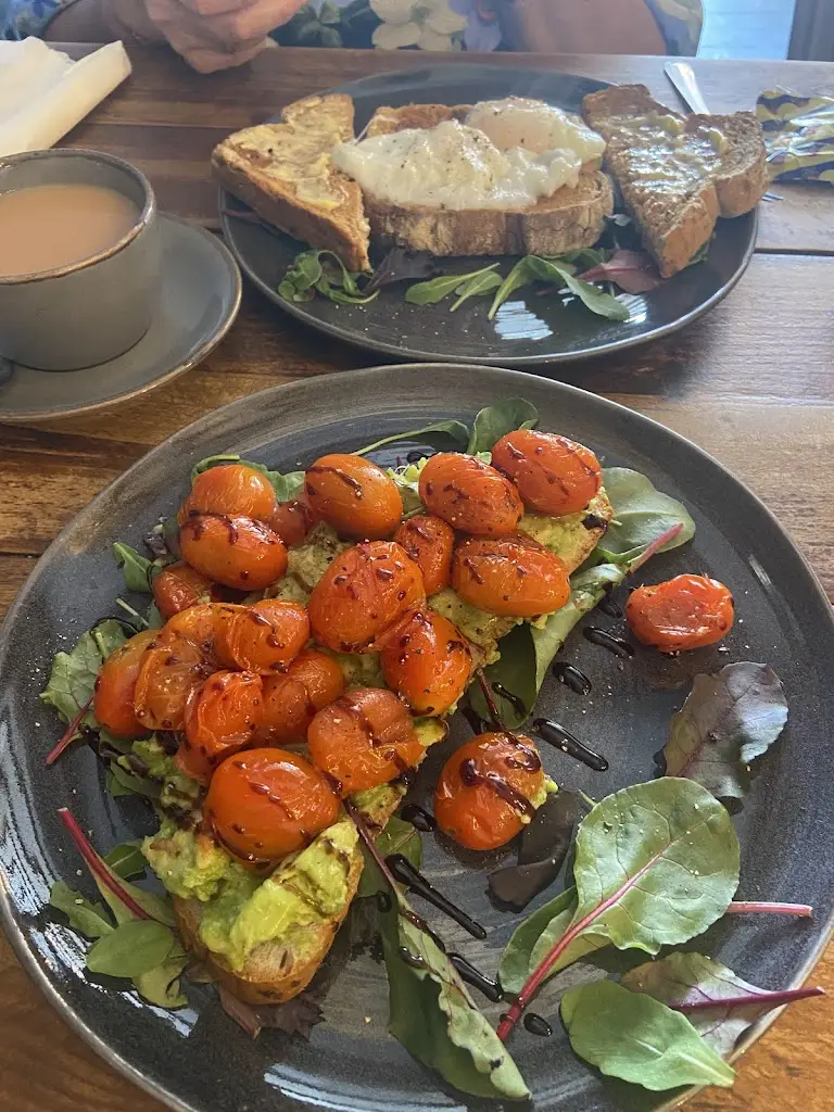 emily_Pumpkins Deli_Brinklow_review