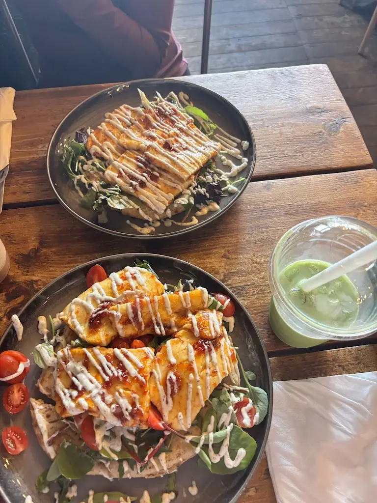 Samantha Whittle_Pumpkins Deli_Brinklow_review