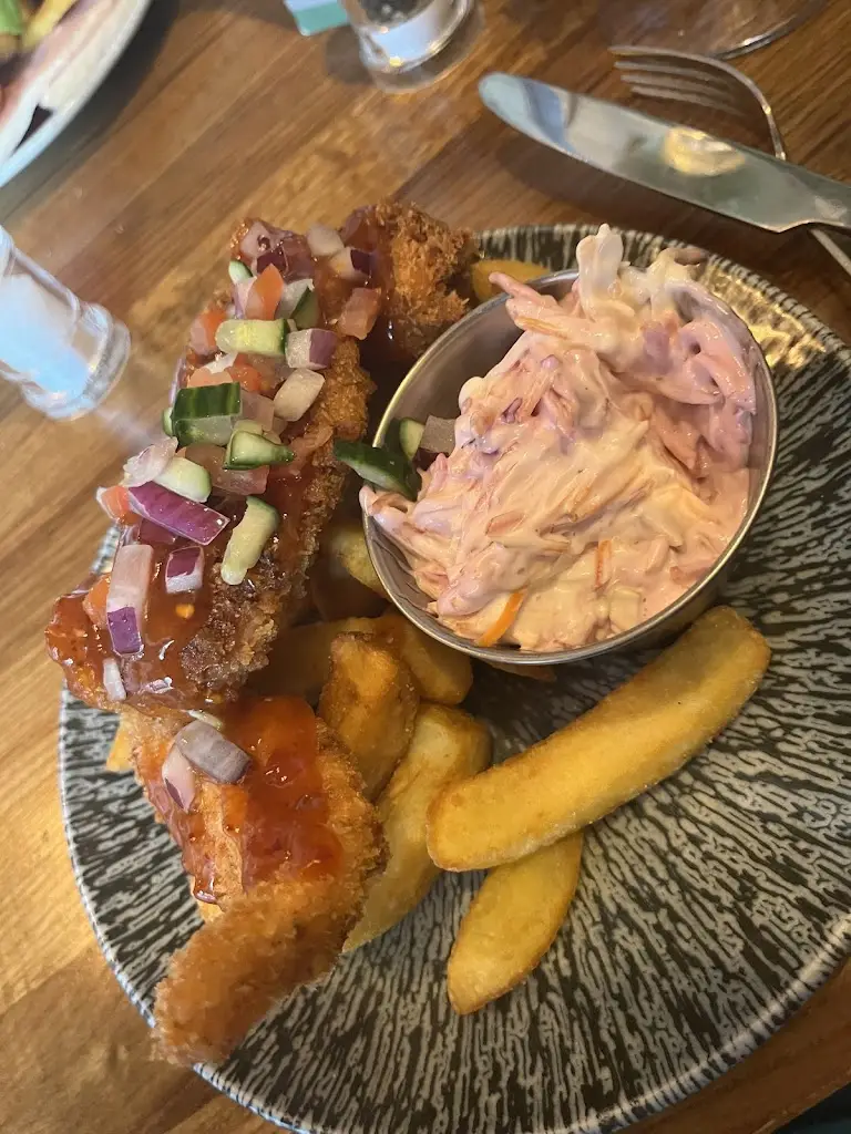 Mary Bolton_The Roseycombe_Brinklow_review