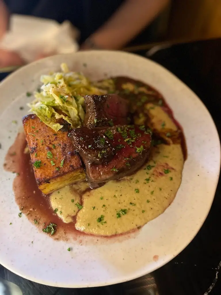 Alex Ward_La Petite Maison, Brixham_Brixham_review