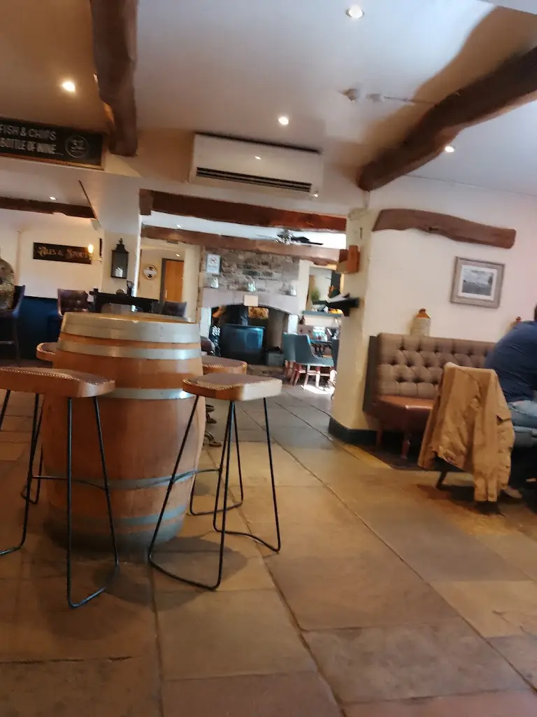 ANT 73_The Dressers Arms | Pub & Rooms_Brinscall_reseña