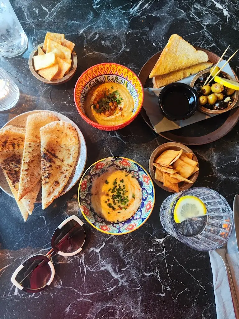 Rizwana Essa_Anatolia Bar & Kitchen_Brinscall_recensione