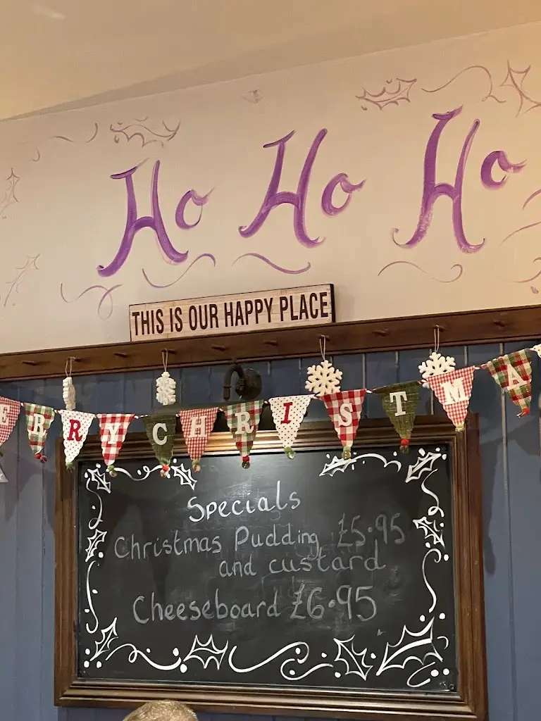 Menu_Heart In Hand_Broad Blunsdon_image_1