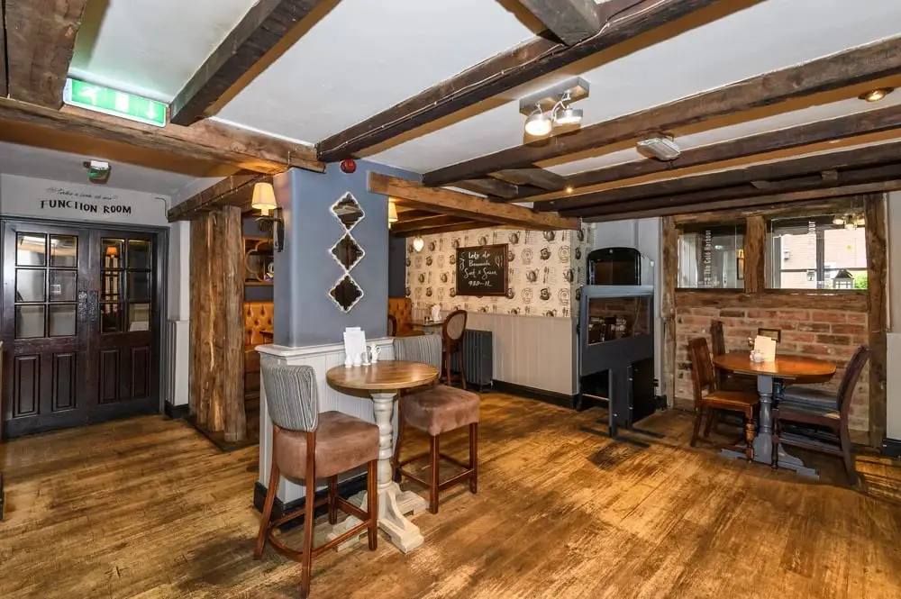 Cold Harbour restaurant in Broad Blunsdon