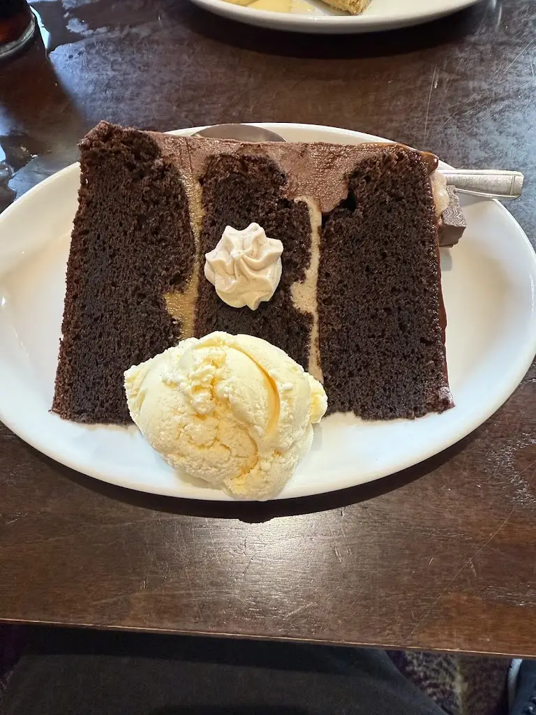 Jack Wise_Robins Farm - Farmhouse Inns_Broad Blunsdon_recensione