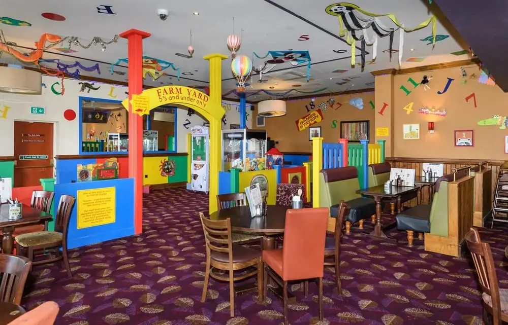 Robins Farm - Farmhouse Inns restaurant in Broad Blunsdon