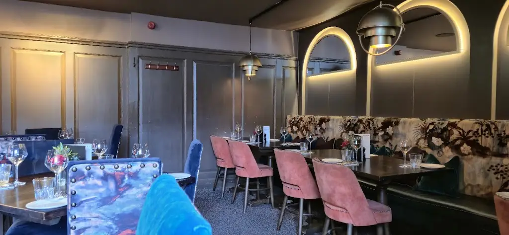 Botanist Bristol_Bristol_slider_image_3