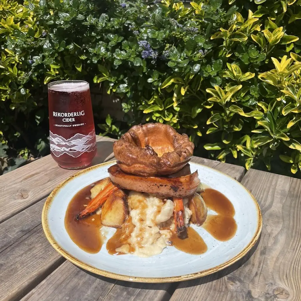 The Broadfield_Broadfield_slider_image_3