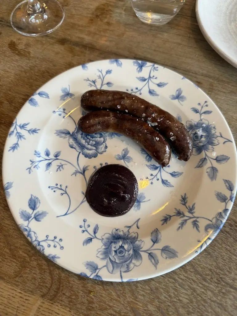 Ian Bailey_Naughty Piglets_Brixton_review