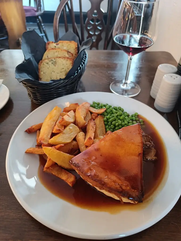 Menu_The Tudor Hotel & Restaurant_Bridgwater_immagine_7