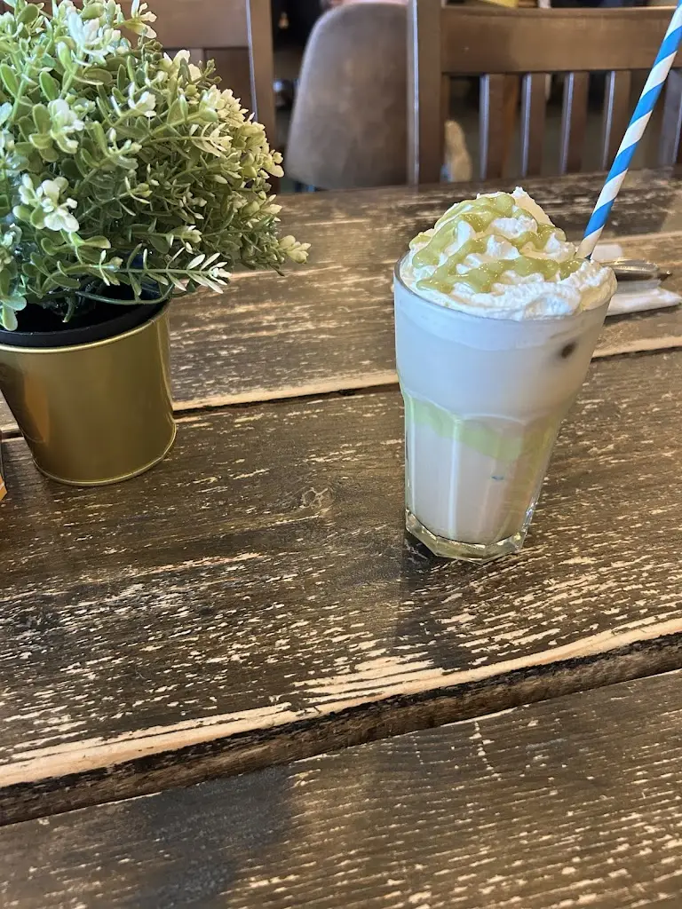 Courtney Dinnage_The Purplespoon Cafe, Catering & Events_Bridgwater_review