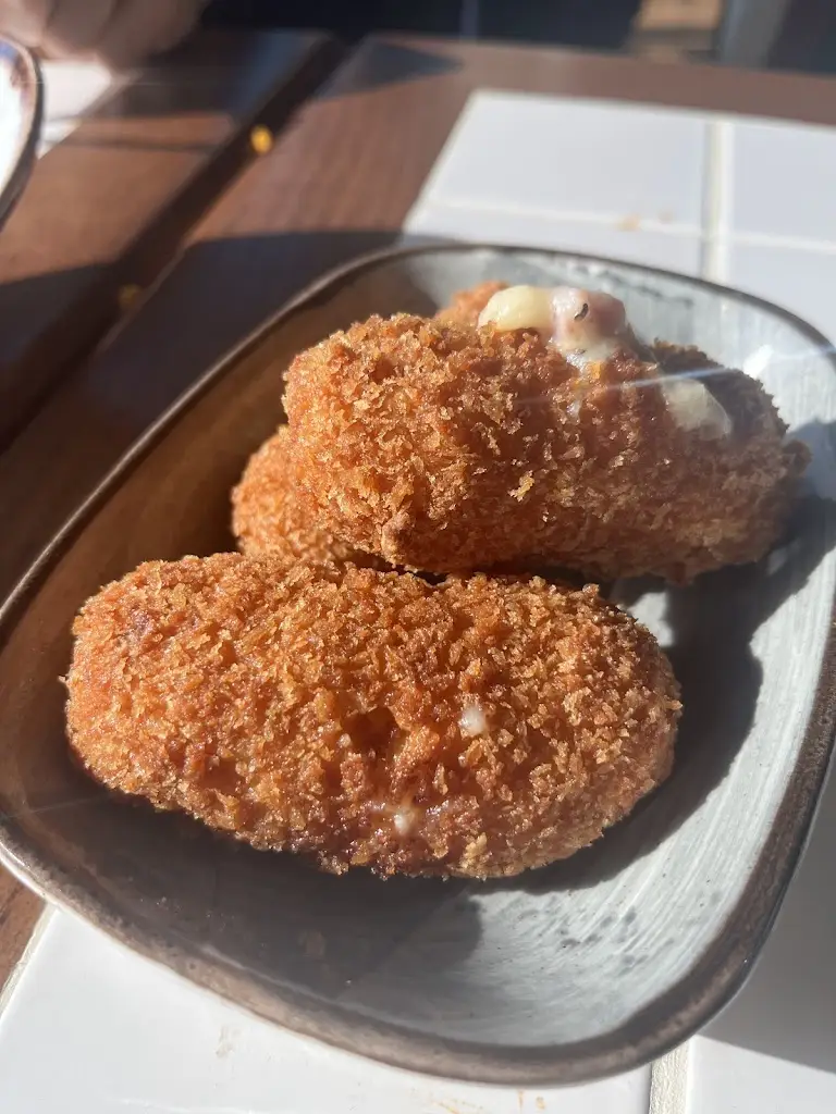 maria castellanos_La Kasia_Bridgwater_review