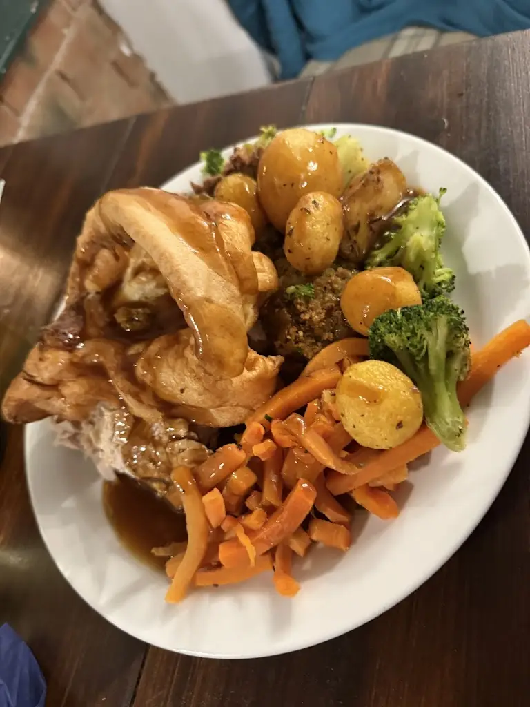 Charlie Jeavons_The New Wellington_Brierley Hill_avis