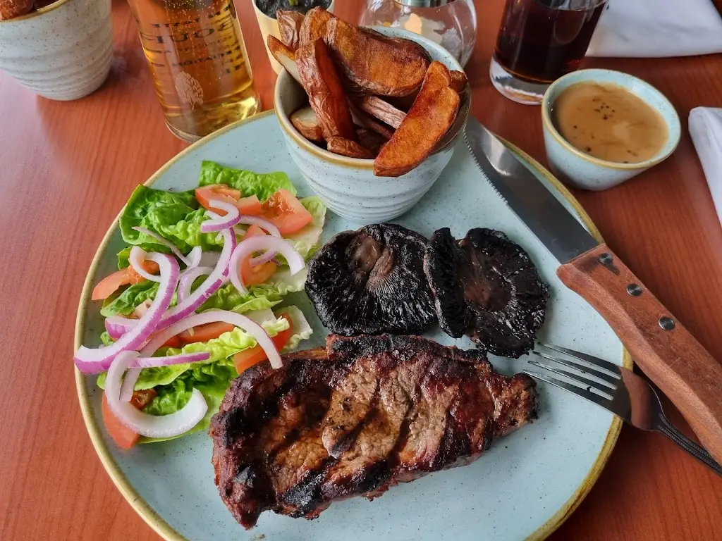 Menu_Faraday’s Restaurant & Bar_Brierley Hill_image_3