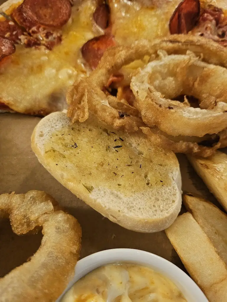 Donatas Leita_Faraday’s Restaurant & Bar_Brierley Hill_review