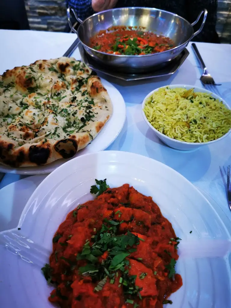 John Ireland_Undaal_Brierley Hill_review