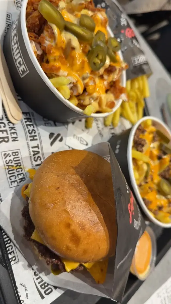 Rehana X_BURGER & SAUCE - Merry Hill_Brierley Hill_review