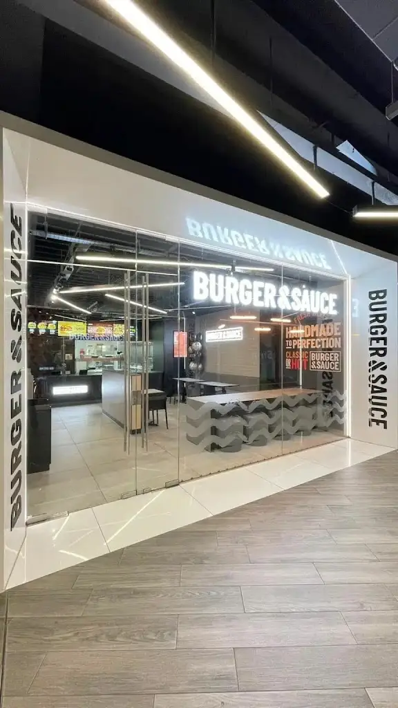 BURGER & SAUCE - Merry Hill restaurant in Brierley Hill