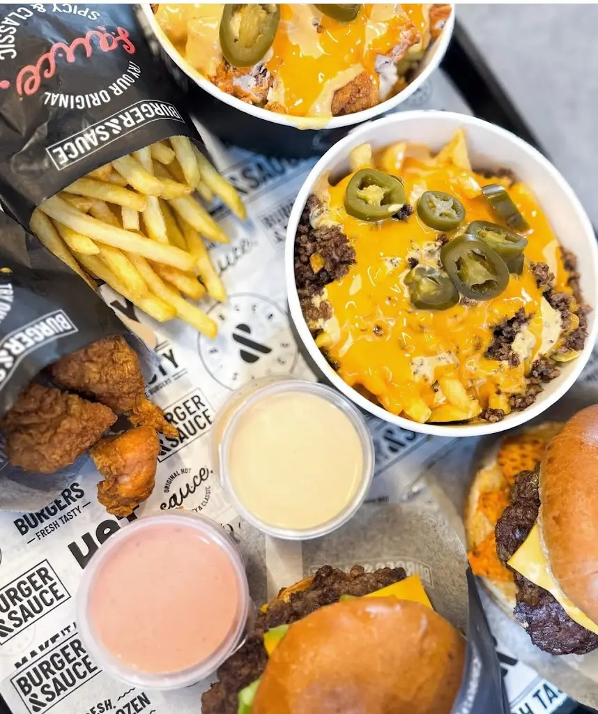 BURGER & SAUCE - Merry Hill_Brierley Hill_slider_image_3