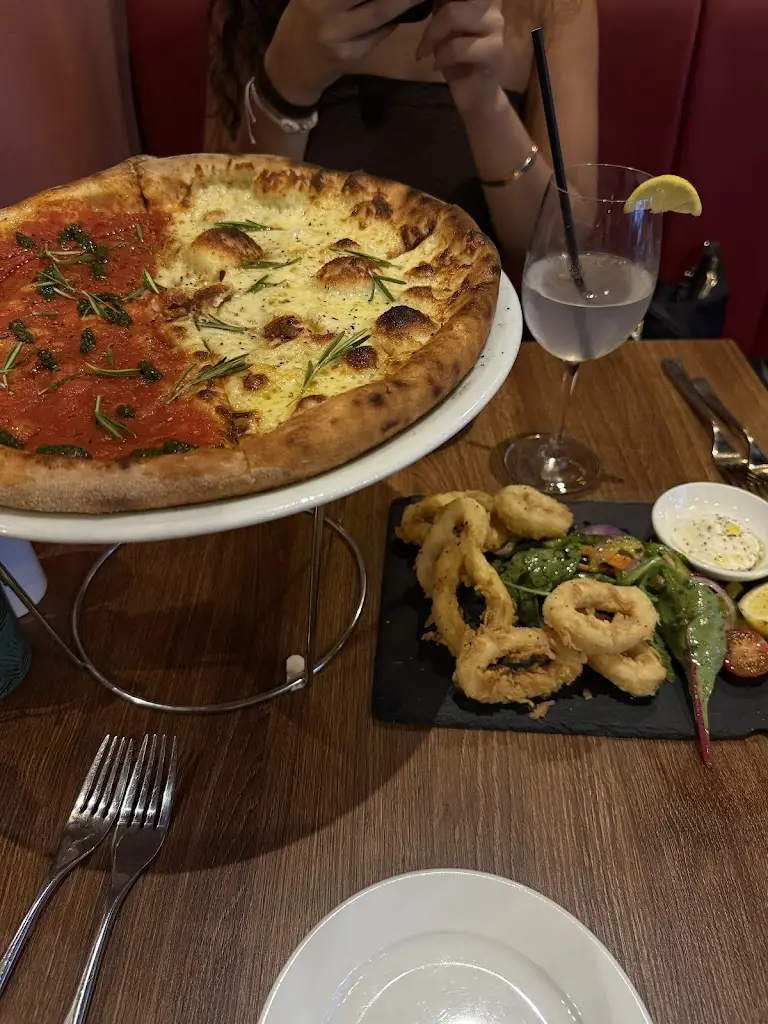 FM_La Filia_Altrincham_recensione