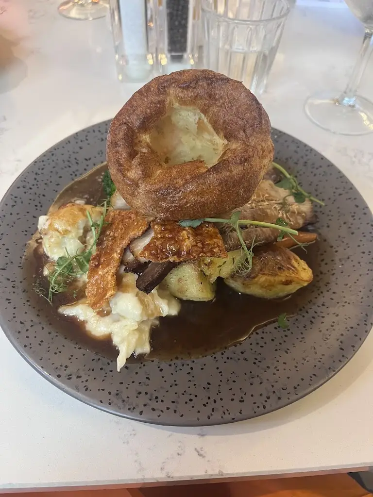 Margaret Lines_Whittles Restaurant & Bar_Broadstone_review
