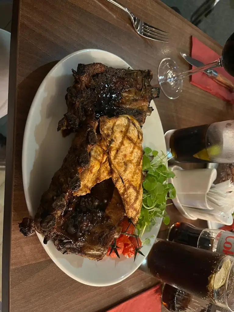 Mel Thompson_Churrasco Steakhouse Broadstone_Broadstone_review