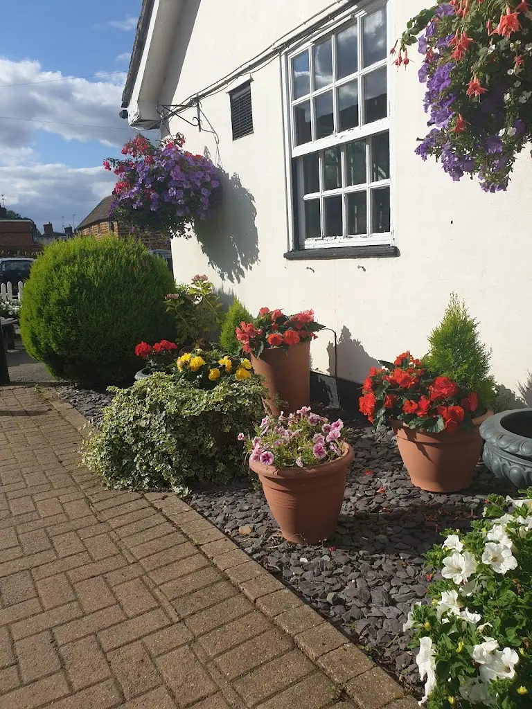 Gillian Bainbridge_The George Inn_Brixworth_review