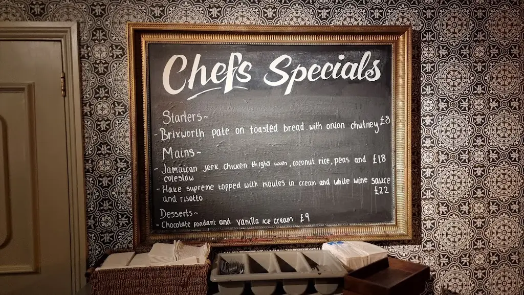 Menu_Brampton Halt_Brixworth_image_2