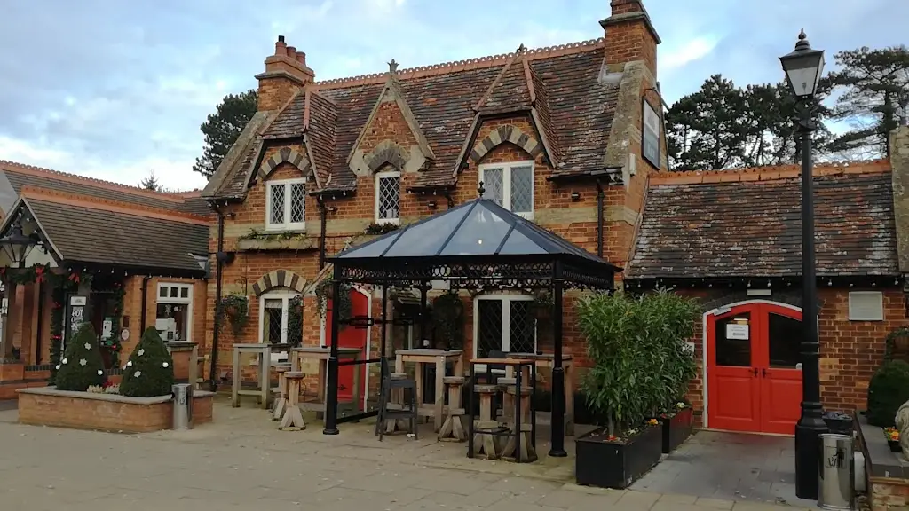 Brampton Halt_Brixworth_slider_image_2