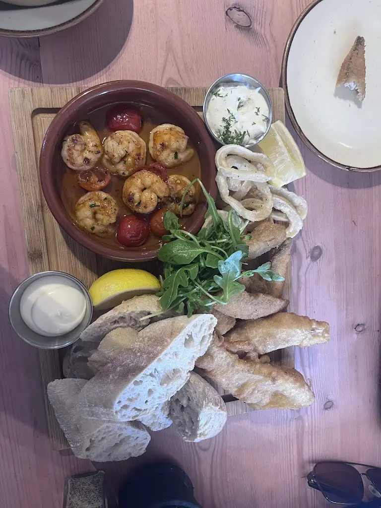 K G_The White Horse_Brixworth_review