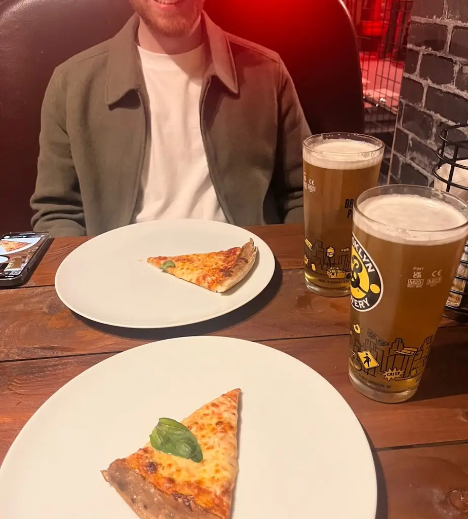 Georgia_Yellow Bus Catering_Brixworth_review