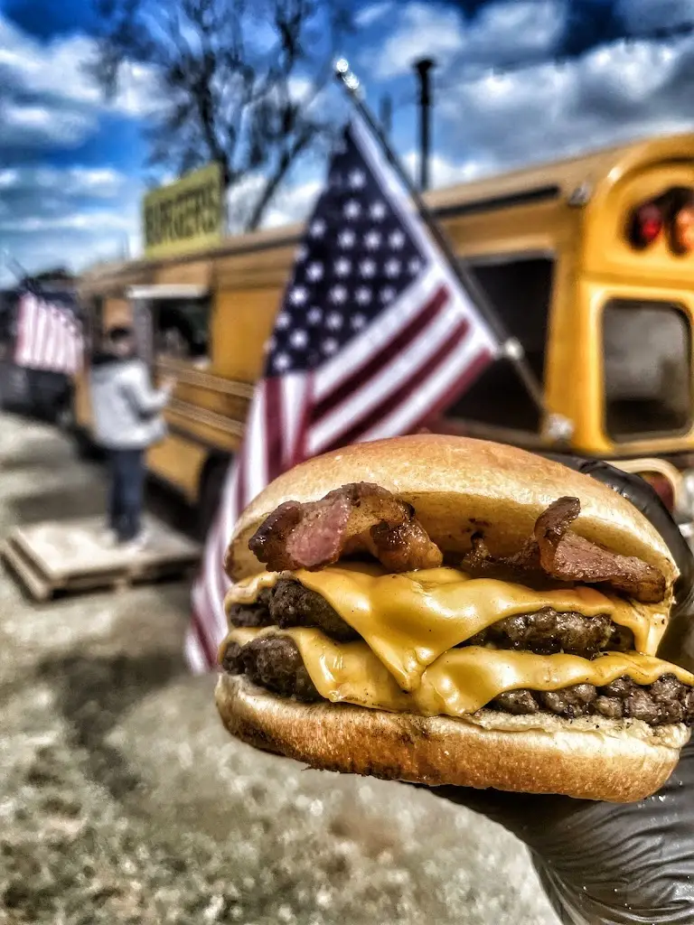 Yellow Bus Catering_Brixworth_slider_image_2