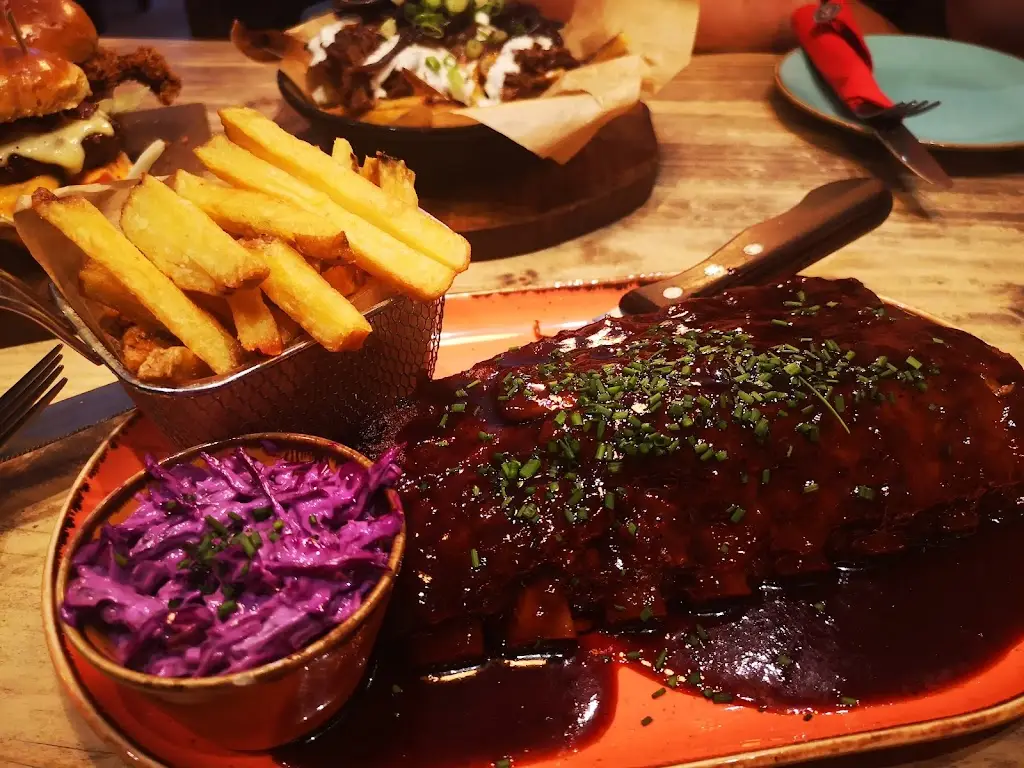 Chantelle Horisberger_Rustic_Altrincham_review