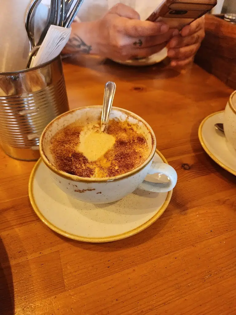 Menu_Cafe On The Hill_Brixton Hill_image_3