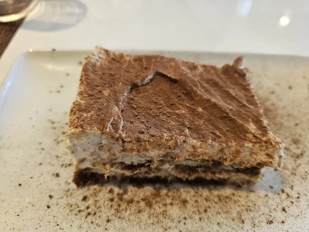 Daisy Cortez_Tavola Di Famiglia Osteria_Broadwater_recensione