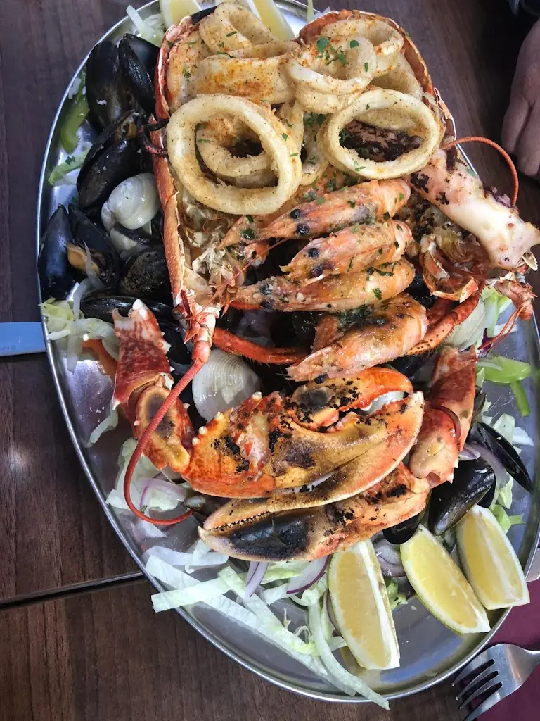 Menu_The Arcades Fish Restaurant_Broadwater_image_8