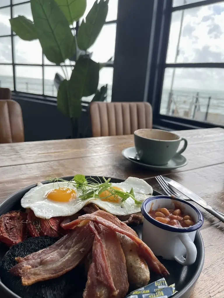 Menu_Perch on Worthing Pier_Broadwater_image_6