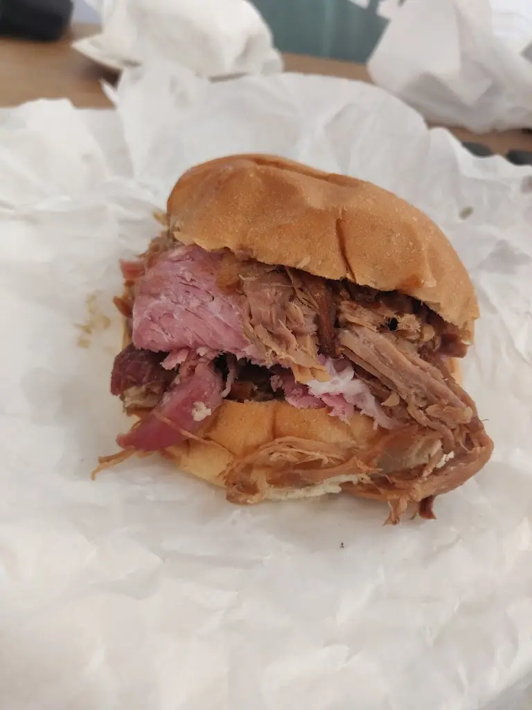 Menu_The Piggery_Broadwater_image_6