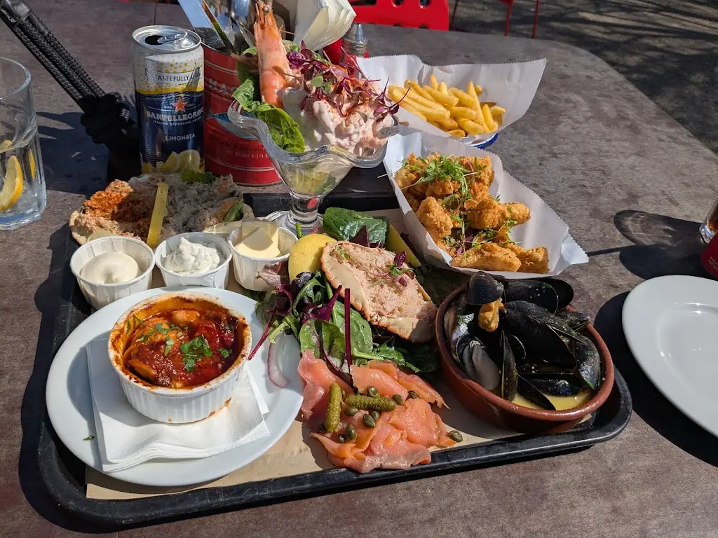 CrabShack_Broadwater_slider_image_3