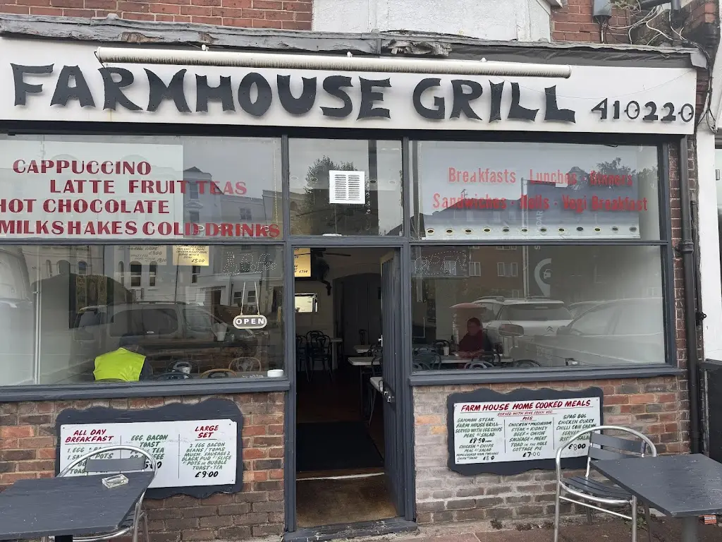 Robert Lee_Farmhouse Grill_Broadwater_recensione
