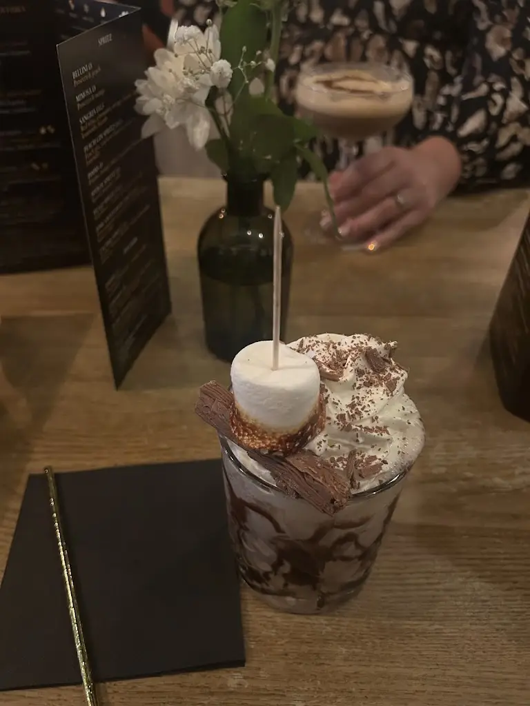 clelia Hatchard_VUDU_Broadwater_review