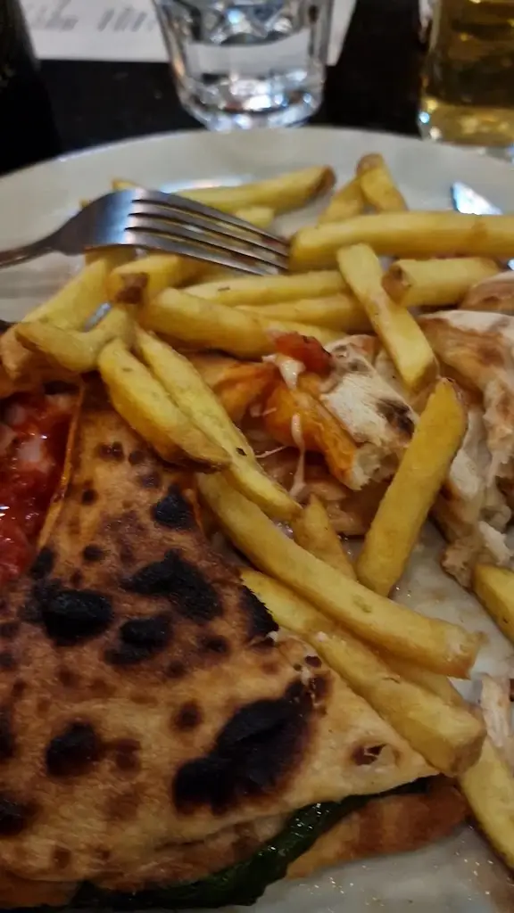 Tre Ciccio_Altrincham_slider_image_2