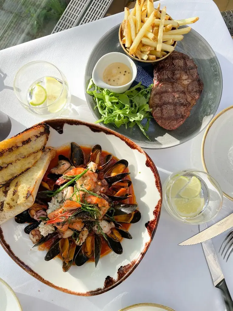 Menu_The River Grille_Briston_image_8