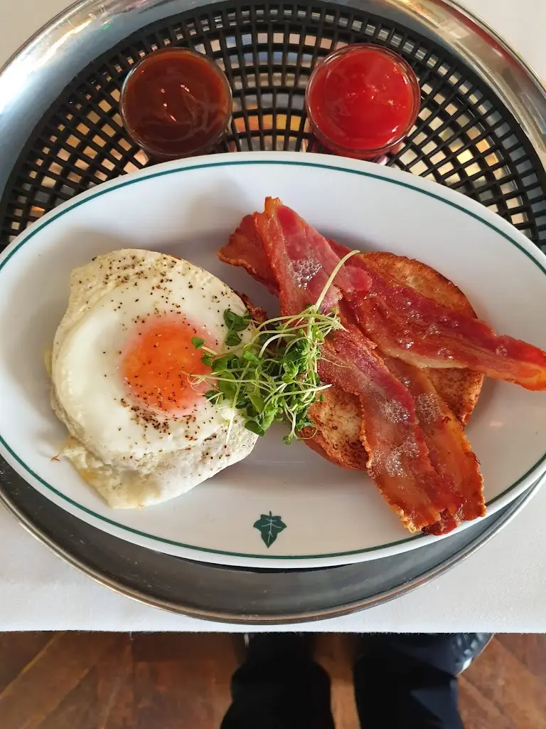 Menu_The Ivy Clifton Brasserie_Briston_image_6